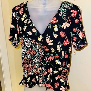 H&M floral Blouse Size 2 NWT